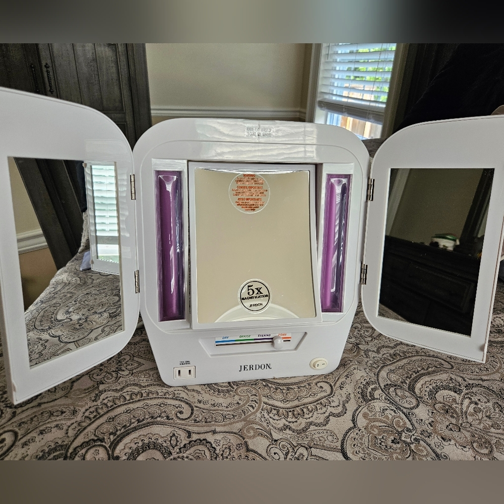 Jerdon table top two sided lighted makeup mirror